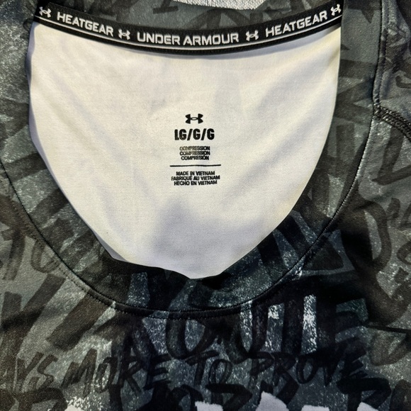 Under Armour Sleeveless Compression - Picture 3 of 6